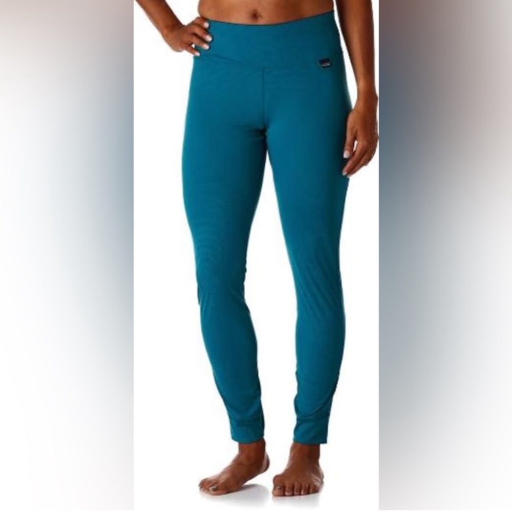 Patagonia Capilene Base layer underwater blue